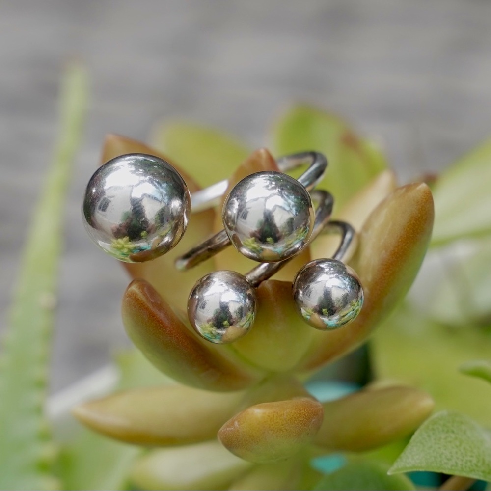 Bubbles Puffy Silver Statement Ring - image 2